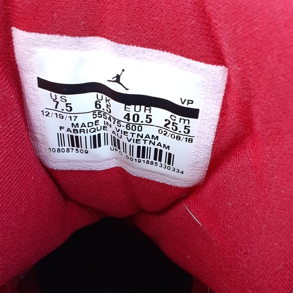 Shoes - Picture 10 of 10